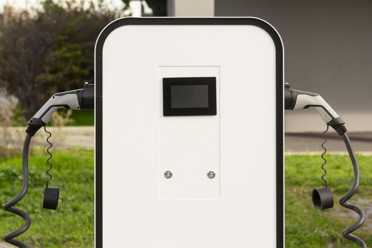 th a wall-mounted and floor-standing unit, with both tethered and untethered versions to suit your preferences. Whether you're charging your car overnight or simply topping up during the day, a 7kW EV charger is the efficient, reliable solution