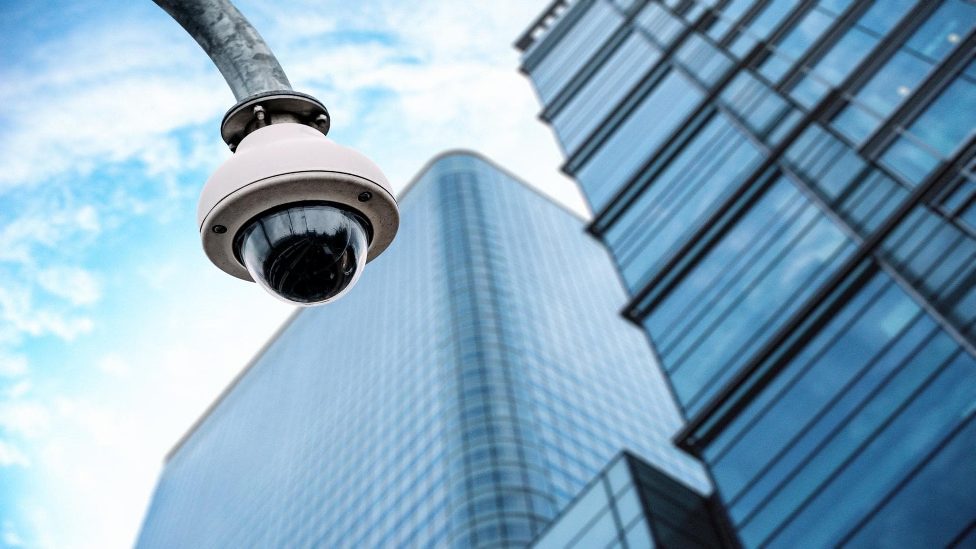 Their durable, vandal-resistant casings make them tough to tamper with, ensuring they stay operational even in high-risk locations.