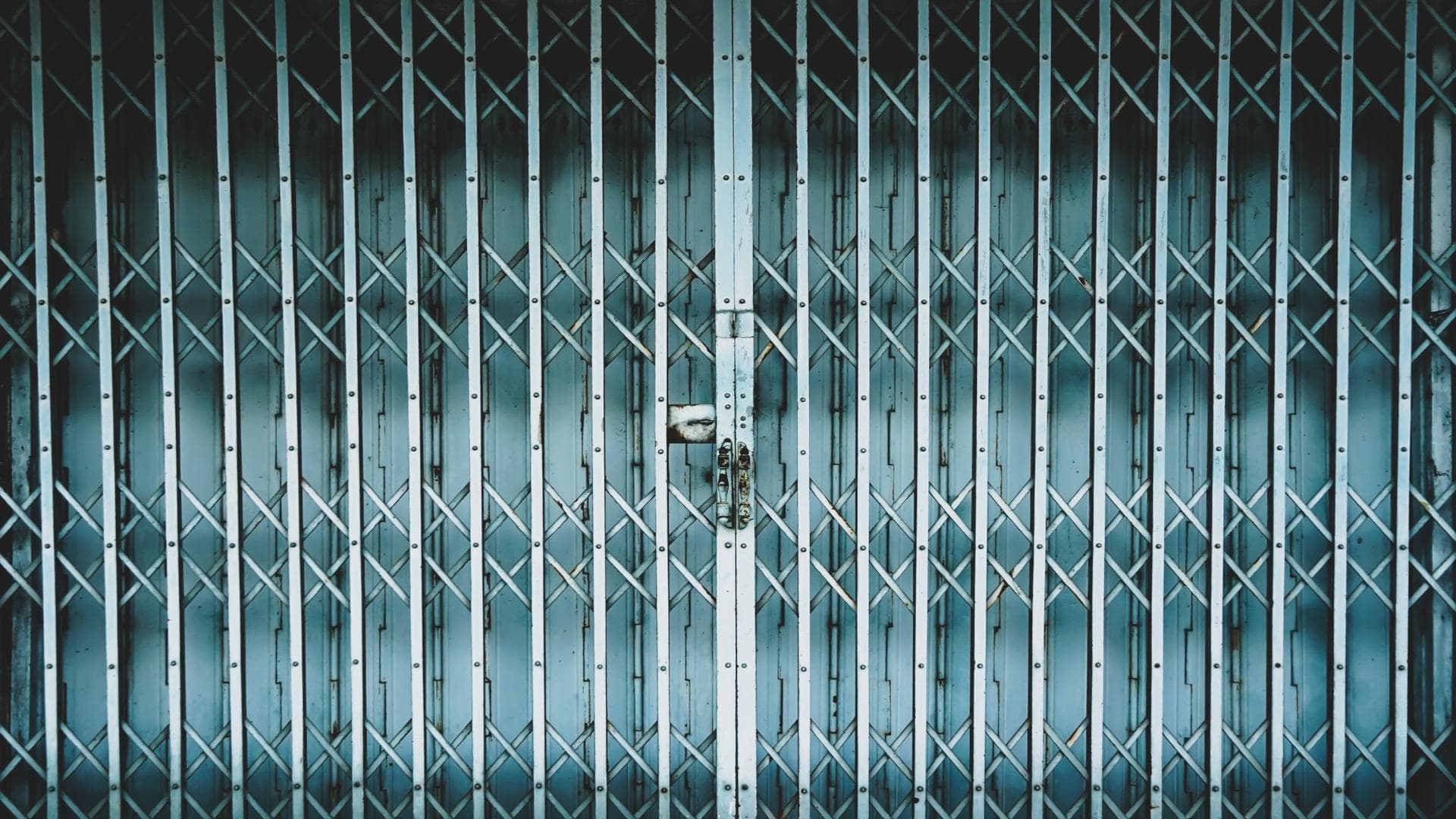 Unlike wooden gates that can warp, crack, or become a feast for termites, solid metal gates stand the test of time.