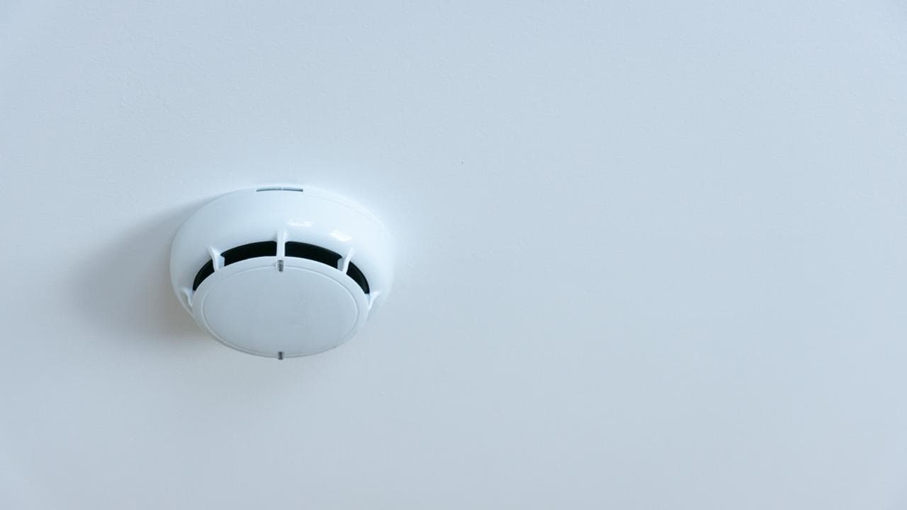If you're already planning to replace your smoke detector, it’s helpful to know that newer models are designed with both safety and convenience
