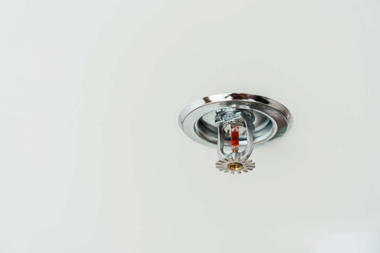 Should I Integrate My Fire Alarm System with a Sprinkler System?