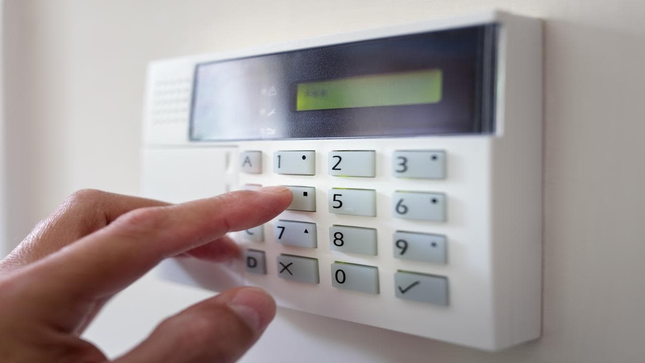 Choosing the Best Small Business Intruder Alarm System